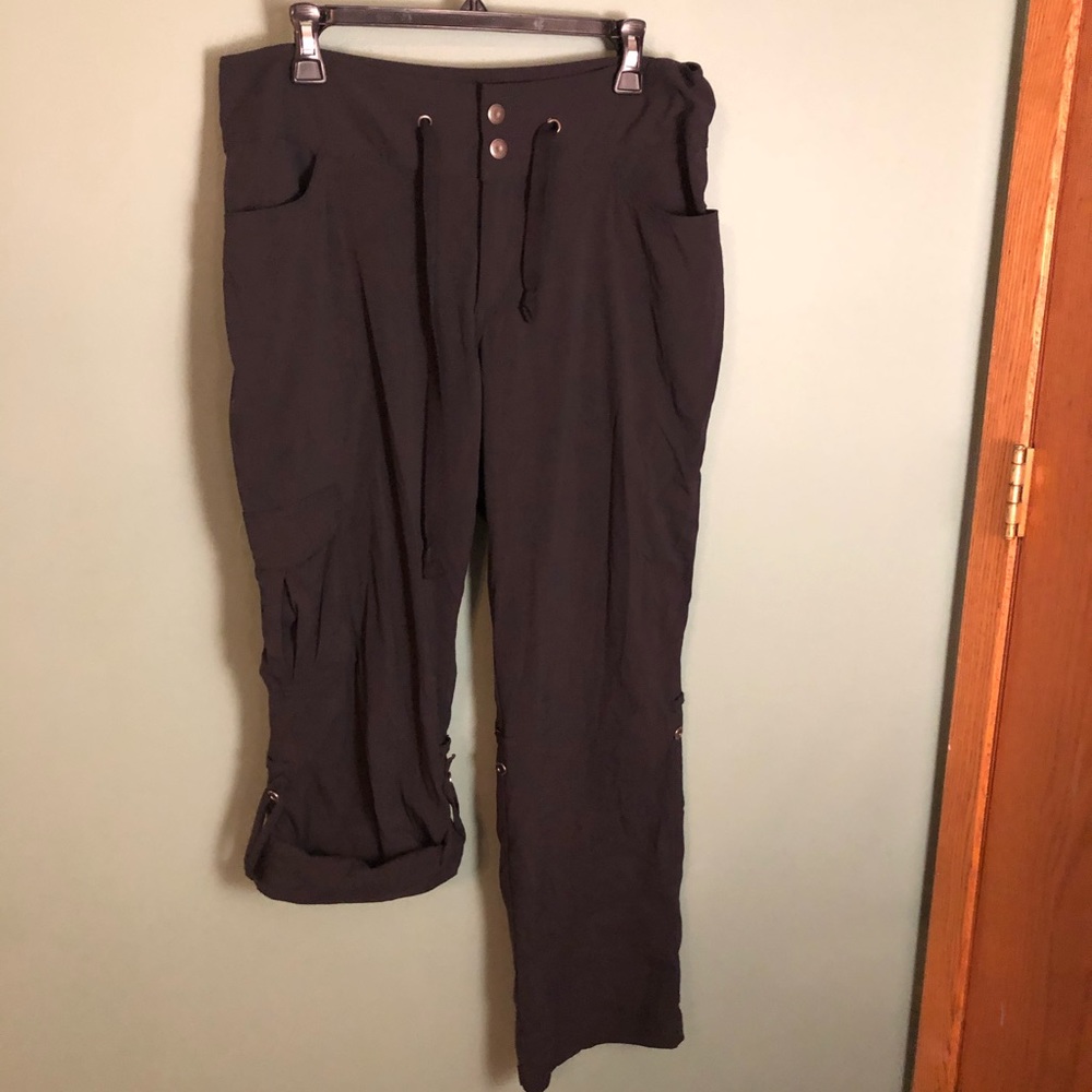 Columbia Omni-Shield roll-up hiking Pants